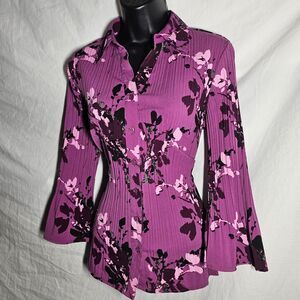 90s Whimsigoth floral stretch accordion flare 3/4 sleeve purple blouse